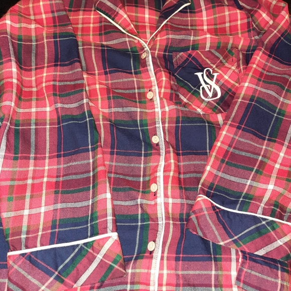 Vs Matching Flannel Pjs 😍 - Picture 5 of 10